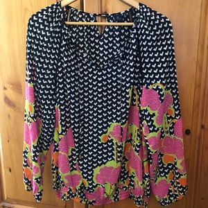 Like new - Cute navy multi-colored blouse/ worn once